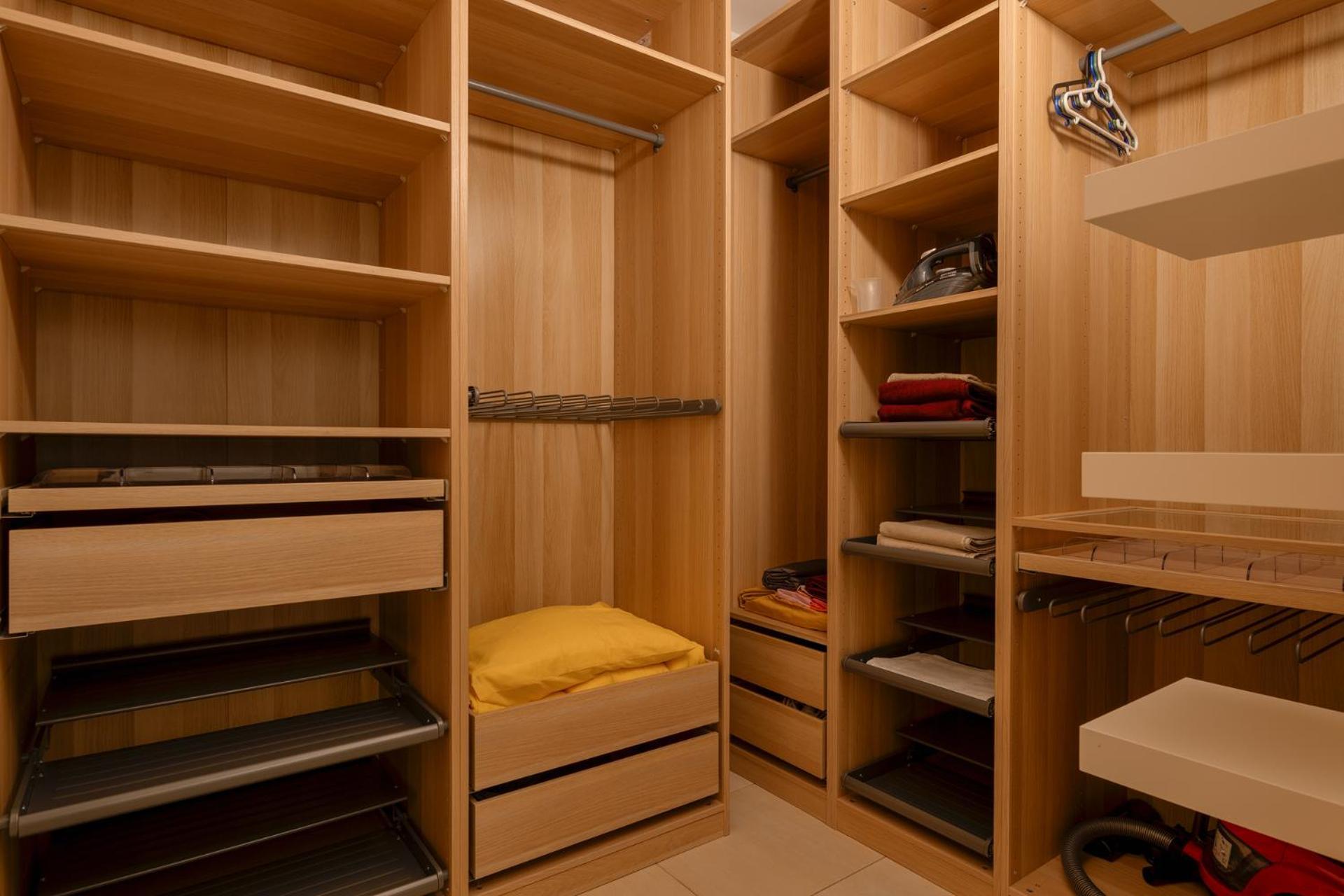 Airport Rin Nord Residence Apartment - Self Check-In オトペニ エクステリア 写真