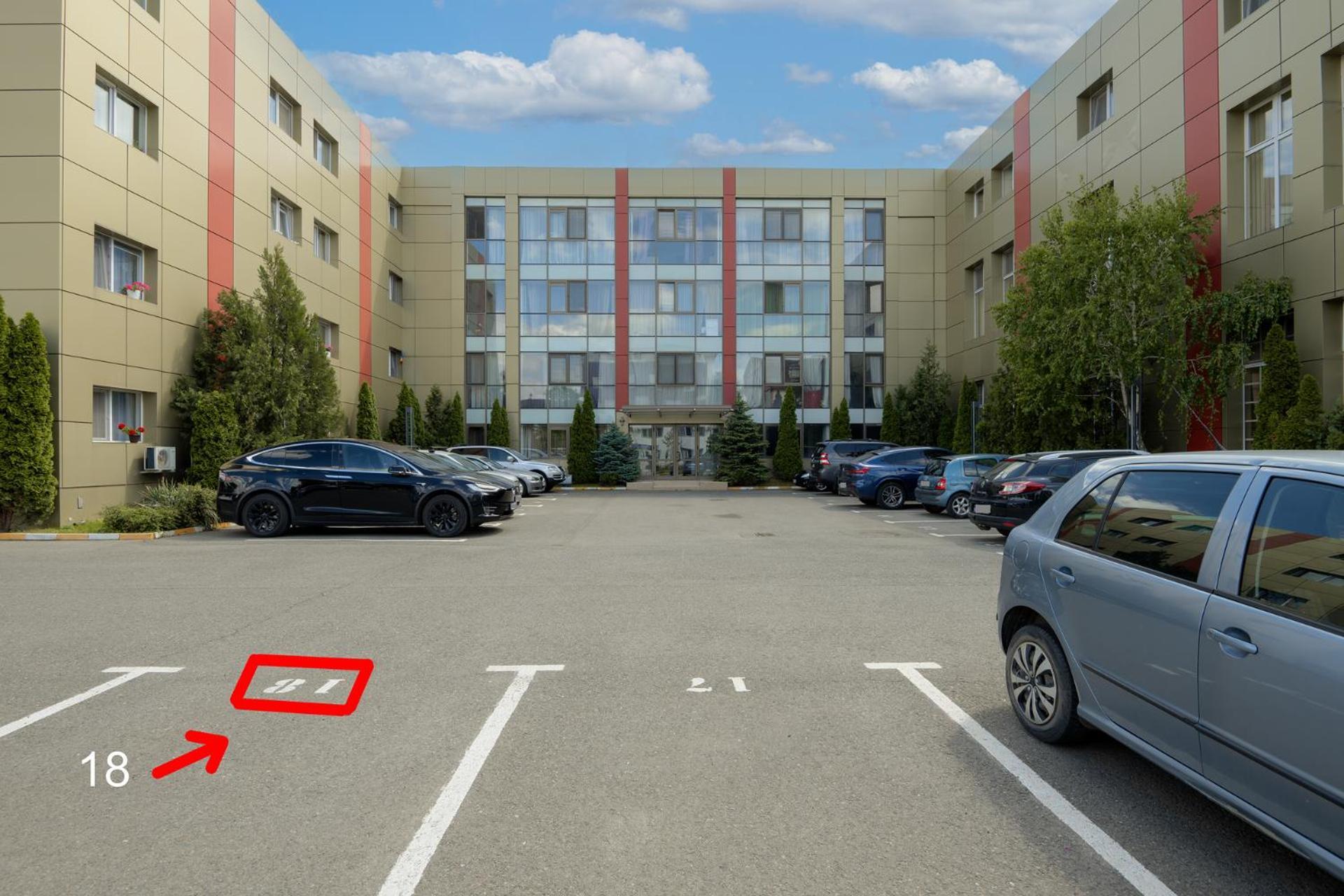Airport Rin Nord Residence Apartment - Self Check-In オトペニ エクステリア 写真